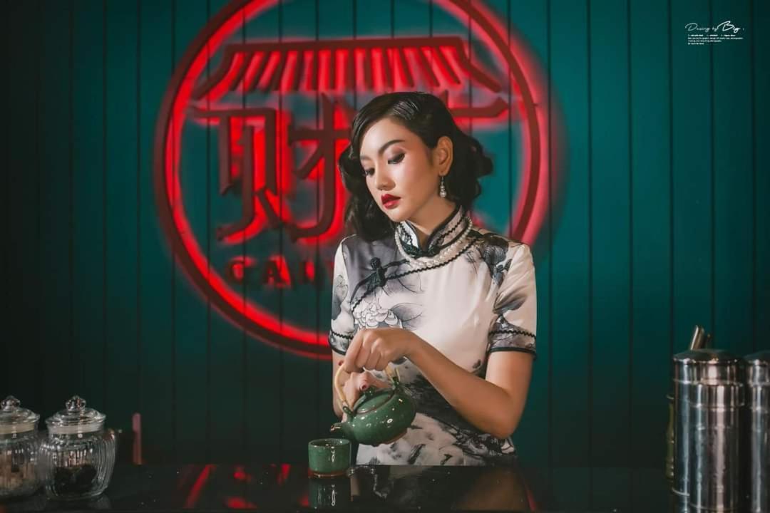 Caiyong Hometel & Cafe'S Studio Bangkok Extérieur photo